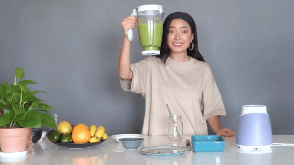 3 công thức sinh tố cải bó xôi vừa ngon vừa giảm cân cực tốt của Châu Bùi, hội chị em ghét ăn rau cũng phải “nghiện” - Ảnh 6.