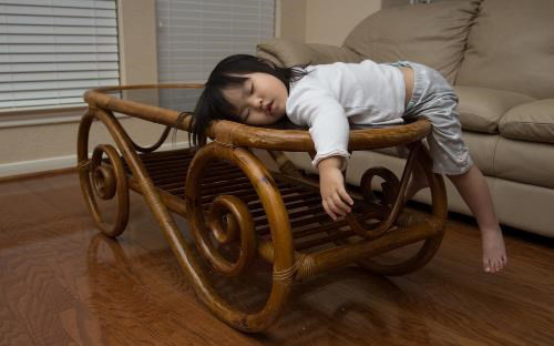 Tư thế ngủ cũng tiết lộ phần nào tính cách con người trẻ, cùng xem con bạn ngủ theo kiểu nào nhé!