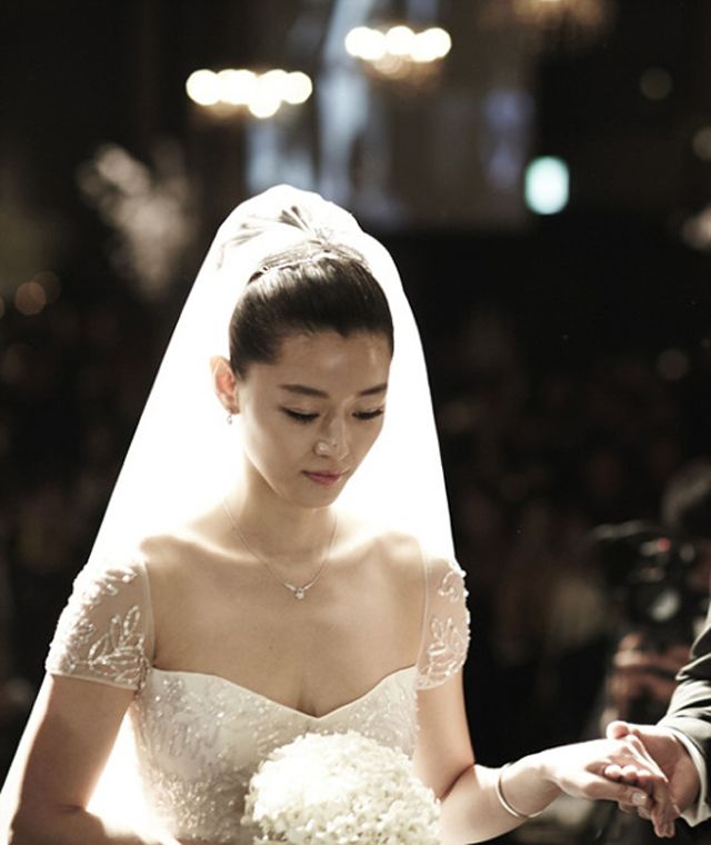 Netizen bình chọn "cô dâu đẹp nhất xứ Hàn": Jun Ji Hyun, Kim Tae Hee đều có mặt nhưng chua chát nhất là Song Hye Kyo ở vị trí đầu tiên  - Ảnh 7.