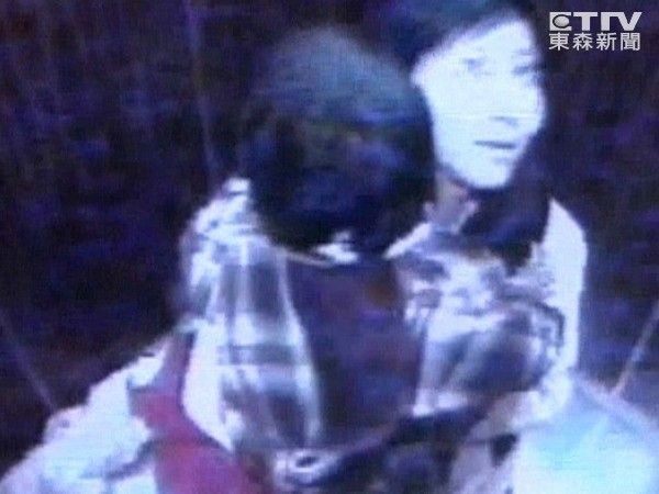 Hai mẹ con mất tích bí ẩn trong thang máy, chuyến xe buýt về "cõi âm" và loạt truyền thuyết đô thị gây ám ảnh Trung Quốc hàng chục năm qua - Ảnh 8.