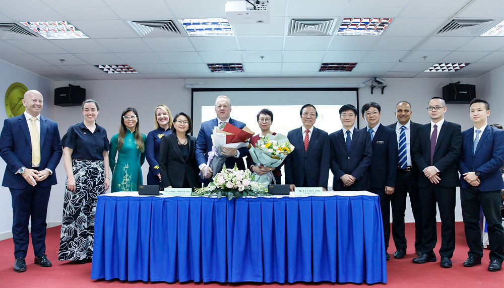 Hợp tác với các đối tác hàng đầu thế giới, Vinmec “đón đầu” công nghệ điều trị ung bướu tại Việt Nam - Ảnh 2.
