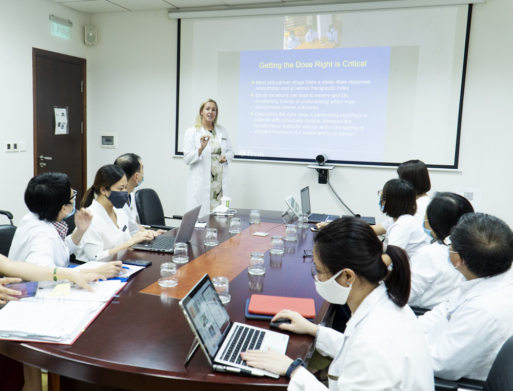 Hợp tác với các đối tác hàng đầu thế giới, Vinmec “đón đầu” công nghệ điều trị ung bướu tại Việt Nam - Ảnh 3.