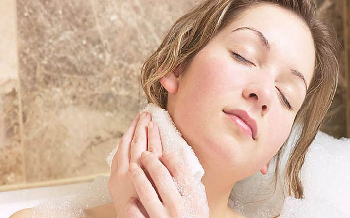 5 thói quen khi tắm không được khuyến khích vì sẽ gây hại cho sức khỏe