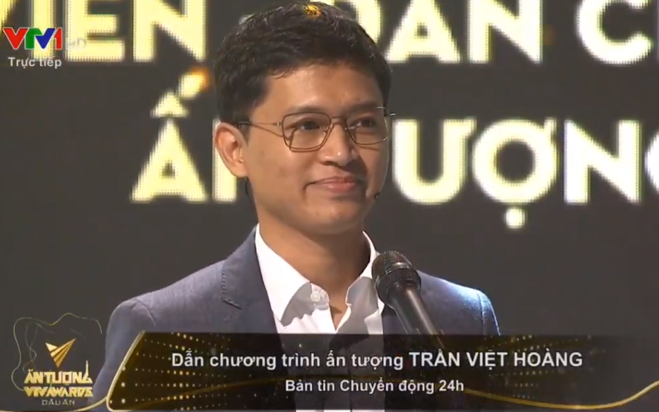 VTV Awards 2020: Giải thưởng BTV dẫn chương trình ấn tượng nhất gọi tên Việt Hoàng - chàng trai nhiều muối nhất VTV24