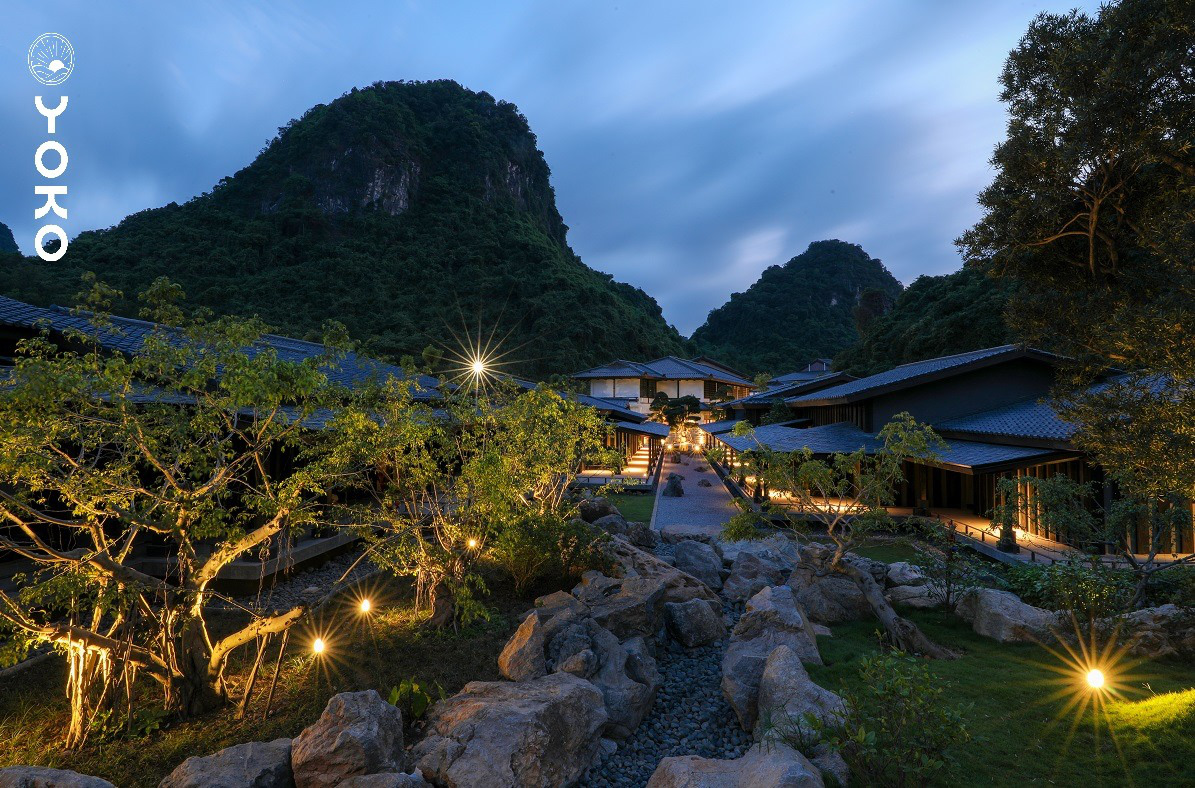 Yoko Onsen Quang Hanh đẹp lung linh trong MV của chàng trai công sở - Ảnh 2.