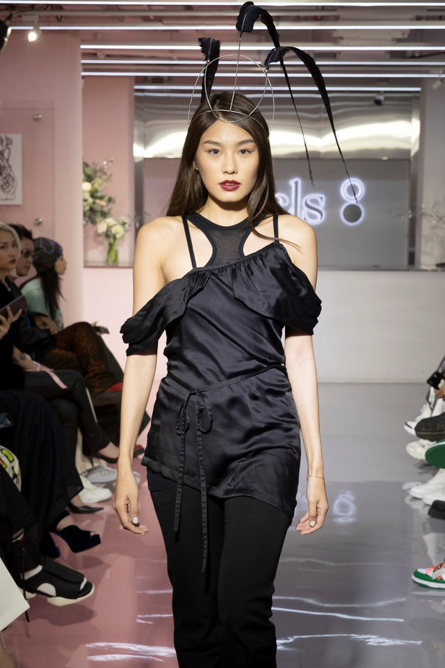 labels: Khai trương cửa hàng thời trang cao cấp đa thương hiệu 1700m2 tại phố đi bộ triệu đô - Ảnh 13.