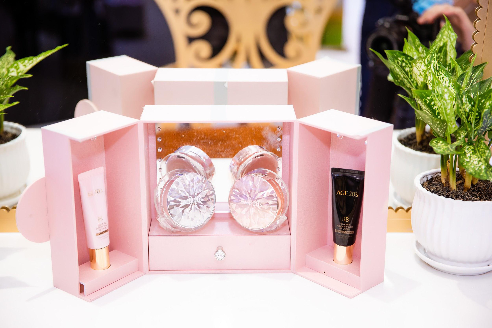 Cháy cùng Chi Pu tại khai trương cửa hàng AB BEAUTY WORLD mới nhất - Ảnh 6.