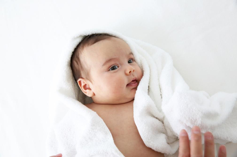 Hội mẹ bỉm sữa rần rần với bí quyết chăm sóc da chuẩn Nhật đơn giản cho bé - Ảnh 4.