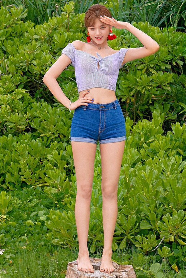 Mỹ nhân Twice bị stylist ghét bỏ, luôn mặc xấu nhất nhóm nhưng sự thật phía sau khiến ai cũng xót xa - Ảnh 11.