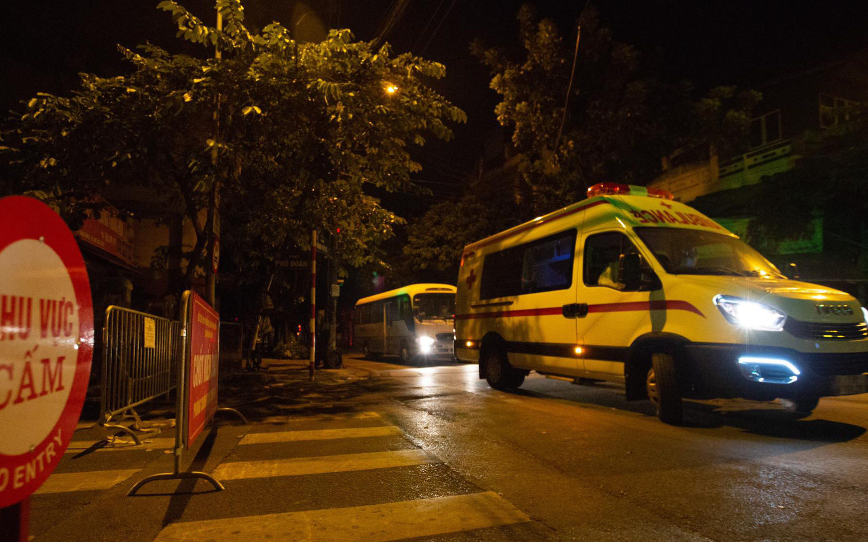 Hà Nội: Thêm 17 ca F0 liên quan Bệnh viện Việt Đức, Bộ Y tế yêu cầu hỗ trợ chống dịch