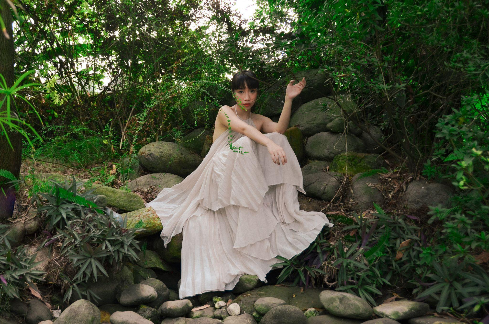 Mỹ Linh - Mỹ Anh: “Người nghệ sĩ cũng giống người nông dân, nỗ lực từng bước để đi hết chặng đường dài” - Ảnh 1.