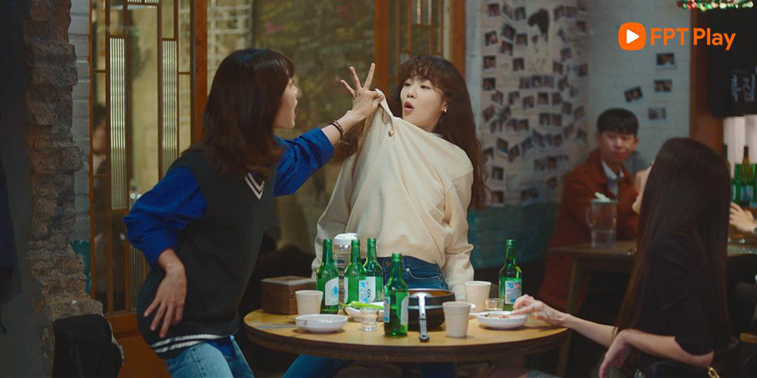 Si Won choáng váng với tửu lượng của bạn gái Lee Kwang Soo và hội chị em trong Work Later, Drink Now - Ảnh 3.
