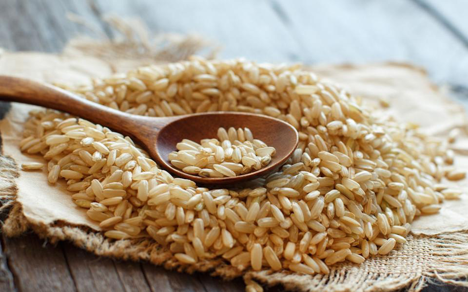 Đây là lý do khiến các chuyên gia khuyến khích mọi người sử dụng gạo lứt thay cho gạo trắng