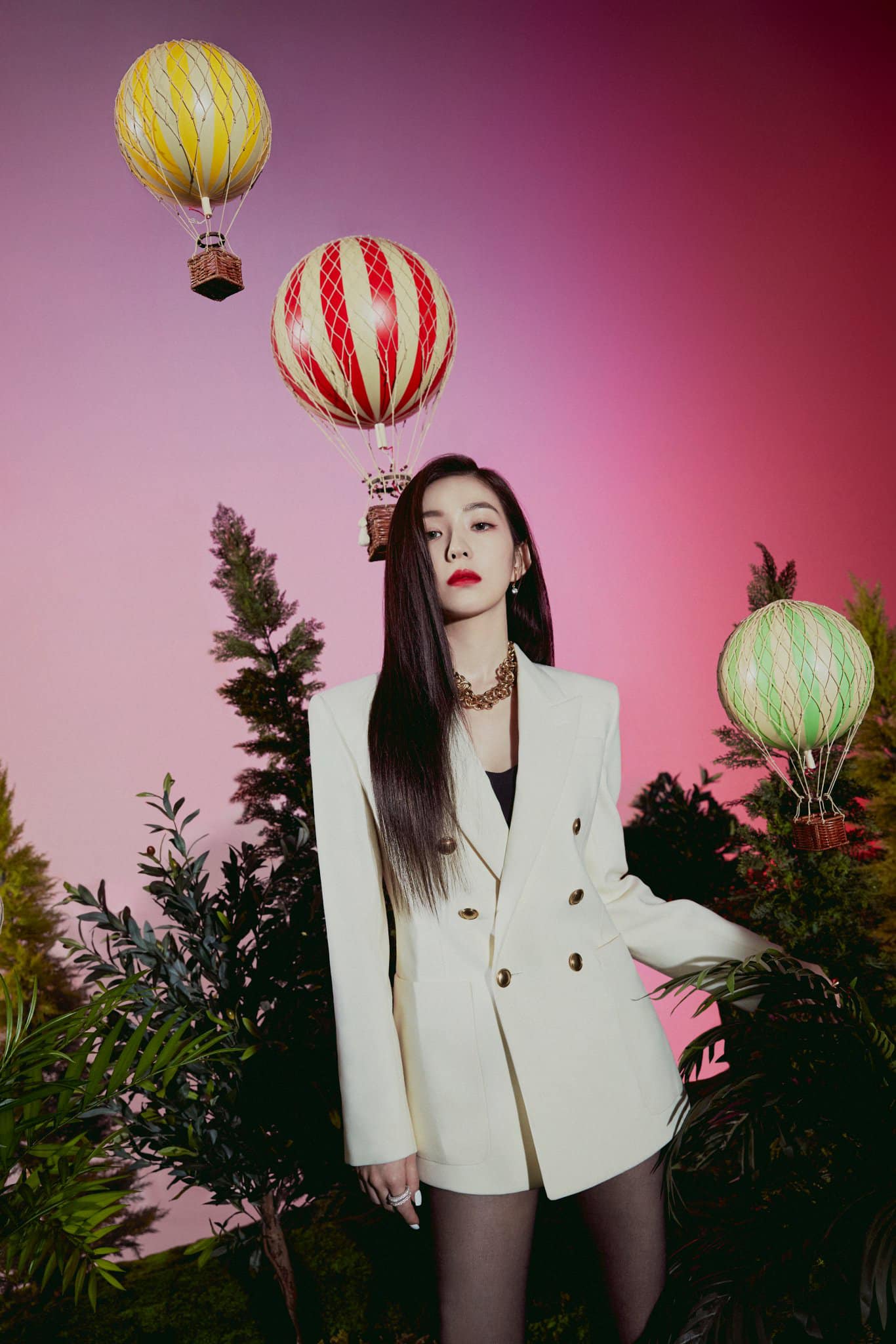 Han So Hee sexy Lên đồ táo bạo lấn lướt Rosé, Irene nhưng &quot;tiểu tam&quot; Han So Hee chỉ nơm nớm sợ hớ hênh - Ảnh 5.