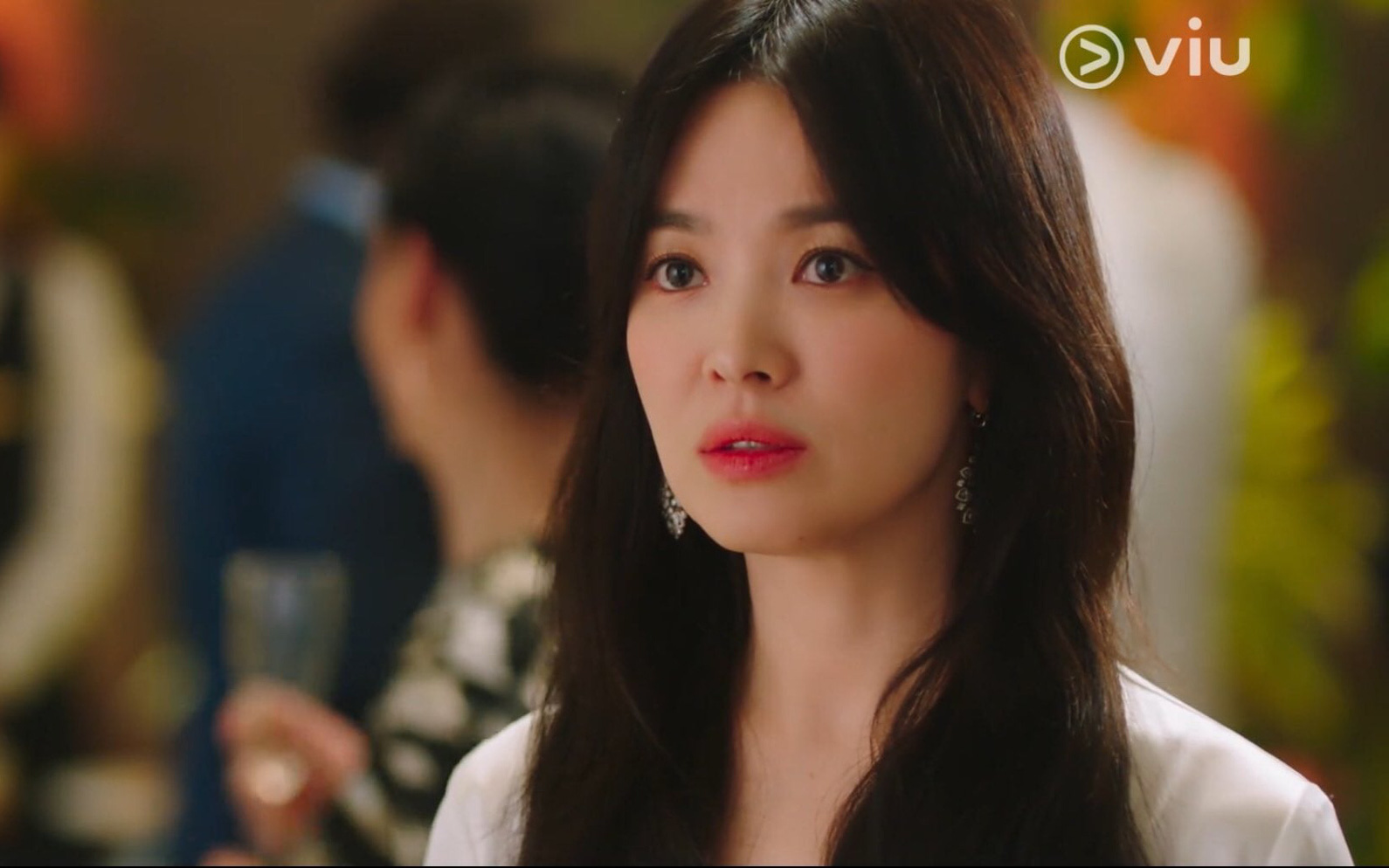Song Hye Kyo bị chê tan nát ở phim mới: Diễn đơ, phát âm tiếng nước ngoài tệ từ "Hậu duệ mặt trời" đến nay vẫn không tiến bộ