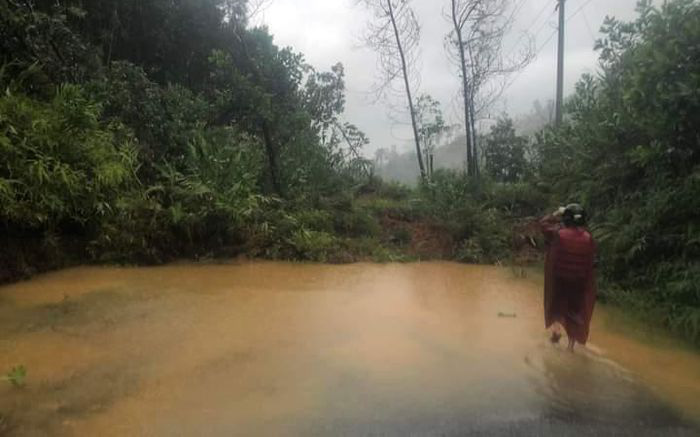 Sạt lở núi nghiêm trọng, gần 3.000 người dân Trà Leng bị cô lập hoàn toàn