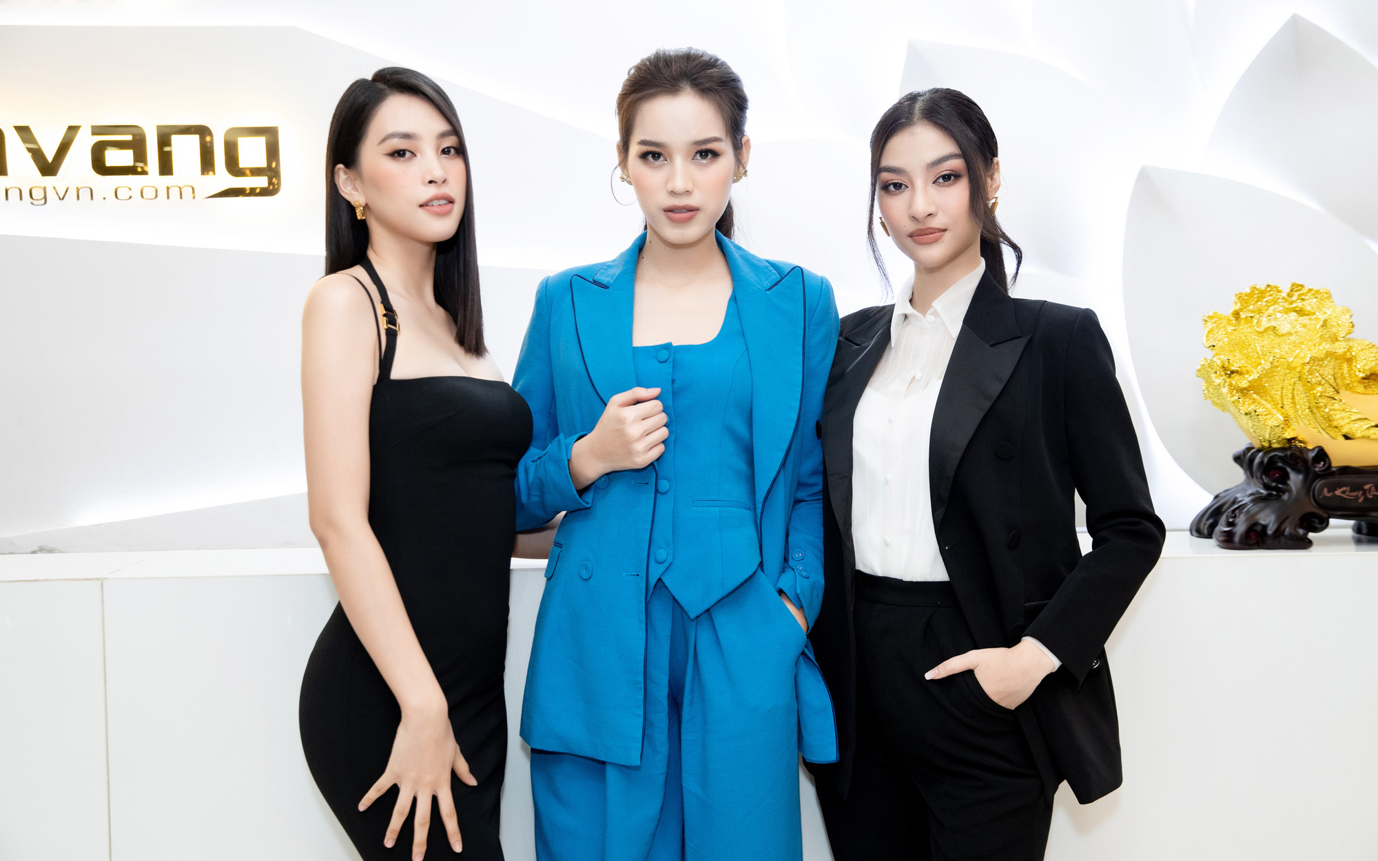 Liên tục bị antifan body shaming và chê bai học vấn, Hoa hậu Đỗ Hà và Tiểu Vy tủi thân lên tiếng 