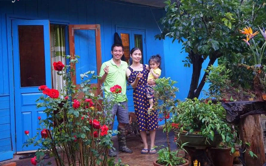 Sau khi kiếm được 1 tỷ, cặp vợ chồng bỏ Sài Gòn về rừng dựng nhà, thu nhập 40-50 triệu/tháng nhưng không phải nhờ nghề nông 
