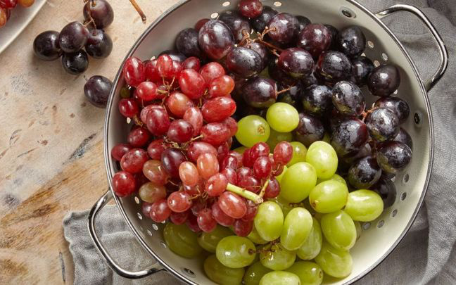 9 tác dụng thần kỳ của quả nho không phải ai cũng biết, tuy nhiên 4 người này cấm kỵ ăn