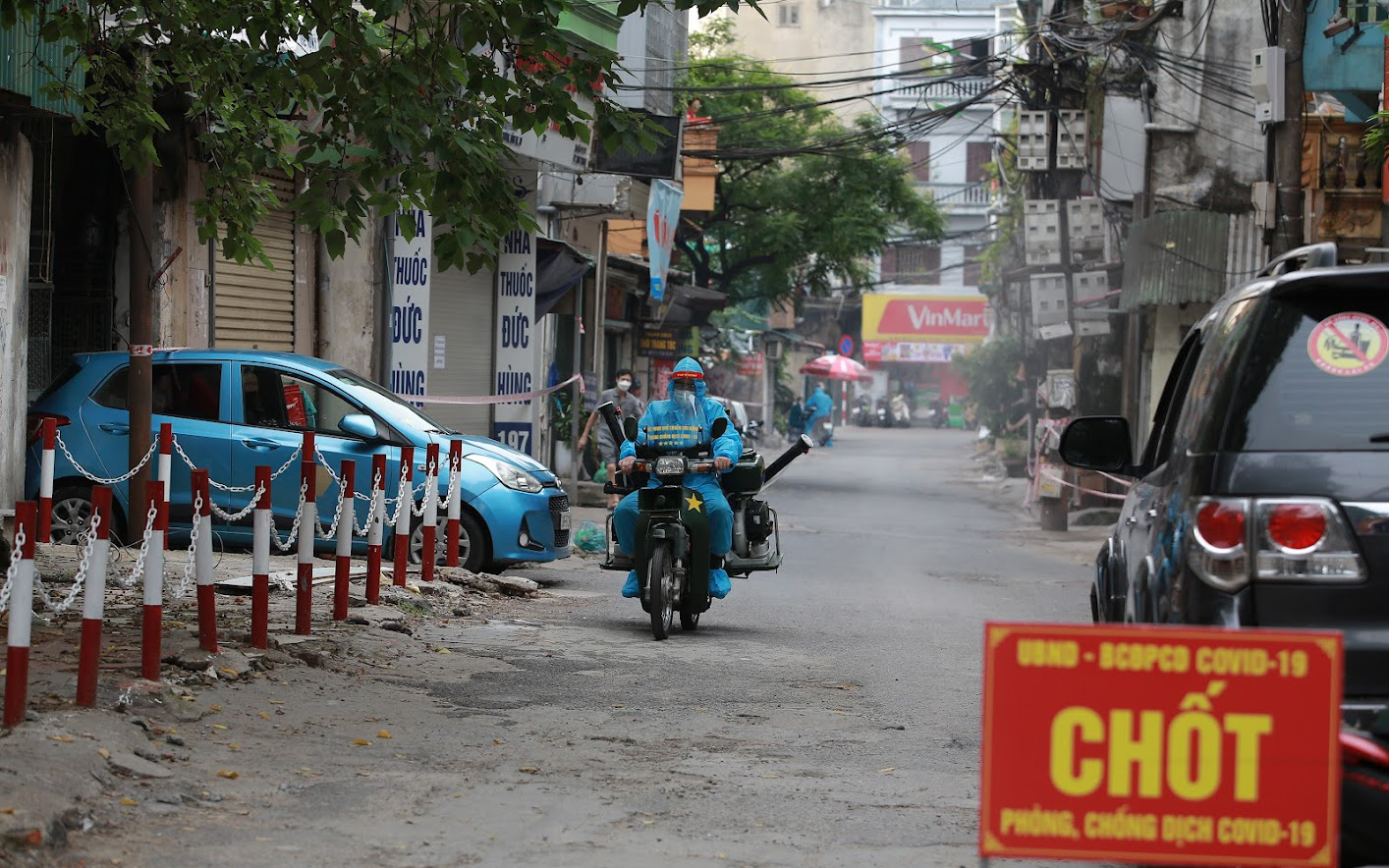 Hà Nội phong tỏa toàn bộ xã Ninh Hiệp để truy vết, dập dịch