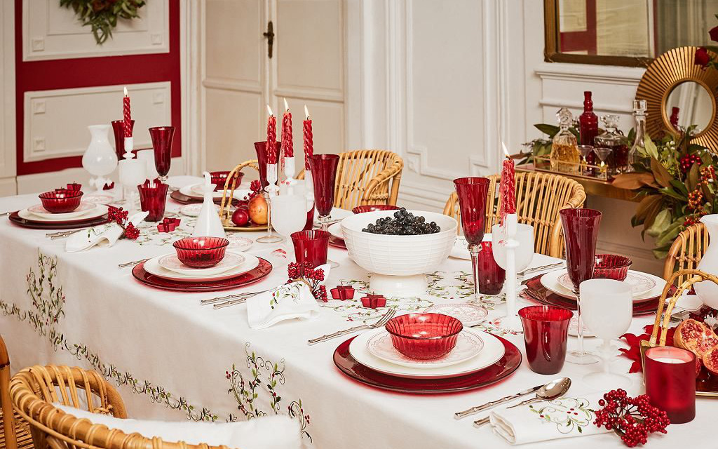 Sắm loạt đồ phụ kiện trang trí bàn tiệc Giáng sinh thật lung linh trên gian hàng quốc tế của Shopee với mức giá chỉ từ 15k
