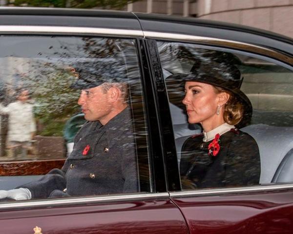 Nữ hoàng Anh công khai trao cho Công nương Kate hai ân sủng hiếm có khiến Meghan ôm "cục tức" trong lòng - Ảnh 2.