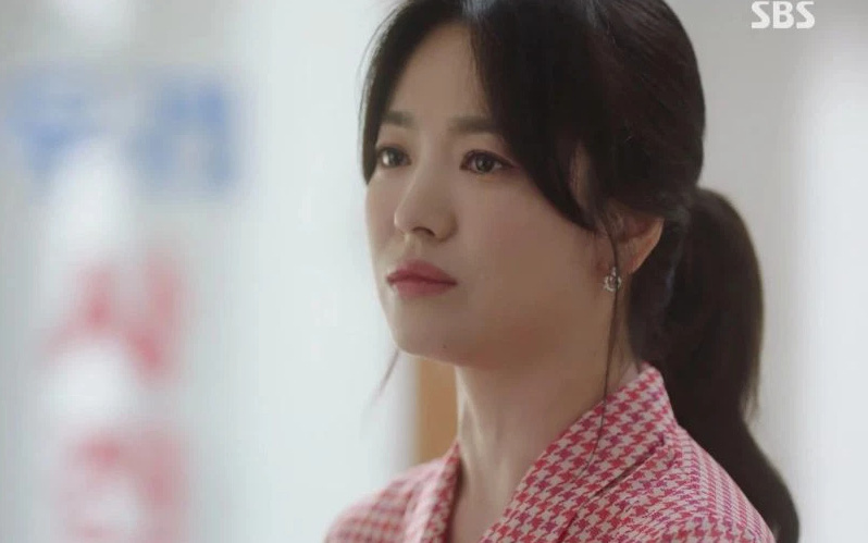 Diễn cảnh khóc quá xuất thần, Song Hye Kyo nhận cơn mưa lời khen, lập luôn kỷ lục rating