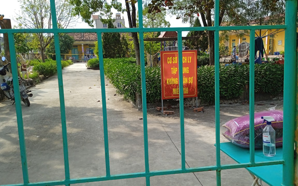 Tạm thời phong tỏa 2 khoa của Bệnh viện Đa khoa tỉnh Ninh Bình sau khi ghi nhận 5 F0 là nhân viên y tế