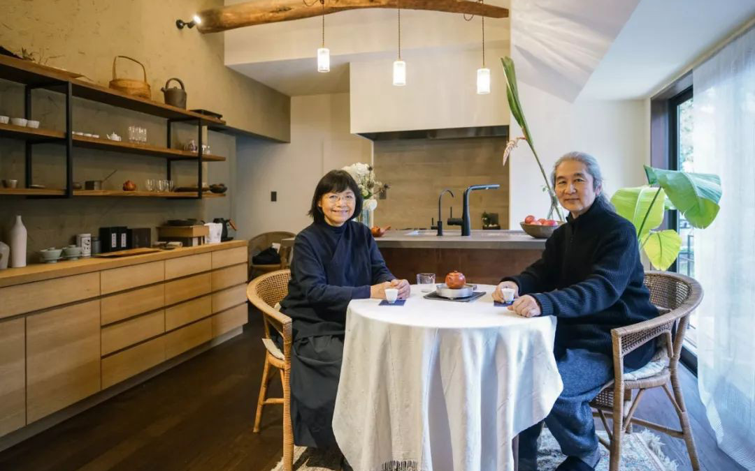 Ngôi nhà nhỏ trên núi vô cùng bình yên của cặp vợ chồng người Nhật
