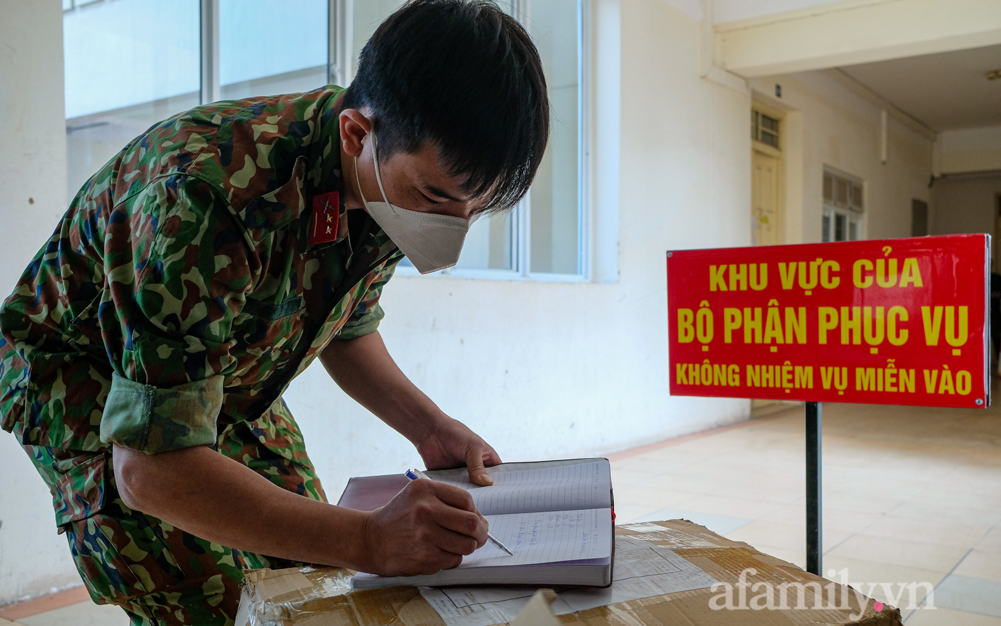 Ca mắc mới tăng nhanh, "vùng cam" duy nhất ở Hà Nội khẩn trương chuyển ký túc xá thành nơi thu dung điều trị F0 600 giường