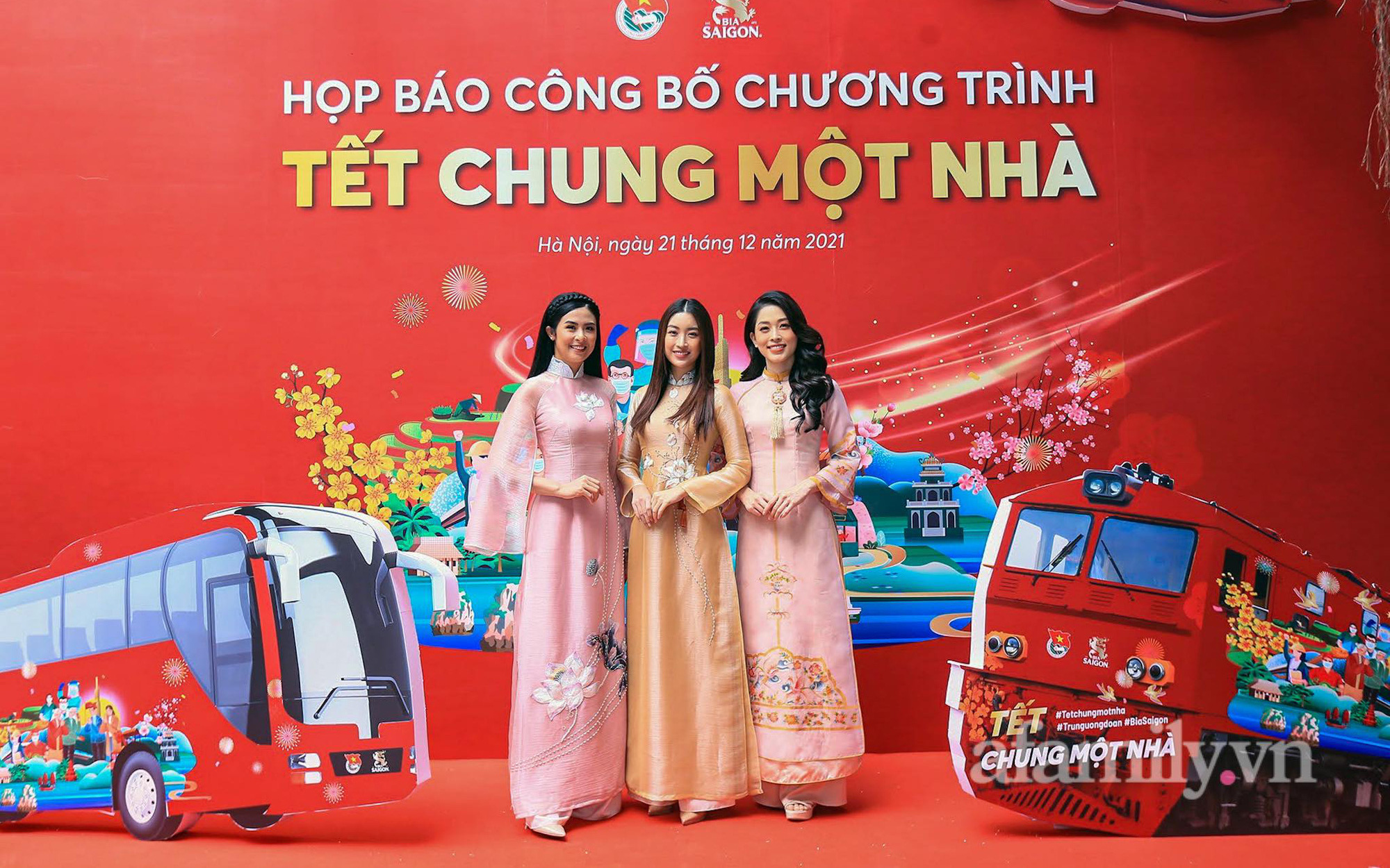 Hà Nội: Phát động chương trình "Tết chung một nhà" đưa hàng nghìn người lao động, sinh viên khó khăn về quê ăn Tết