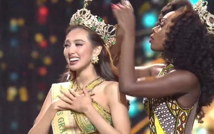 Khoảnh khắc đăng quang huy hoàng của Nguyễn Thúc Thùy Tiên tại Miss Grand International 2021