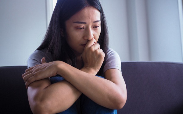 Nhìn thái độ chồng dành cho chị phụ hồ, tôi đoán họ có gian tình, không ngờ khi biết sự thật lại muốn giấu nhẹm cho đỡ xấu hổ