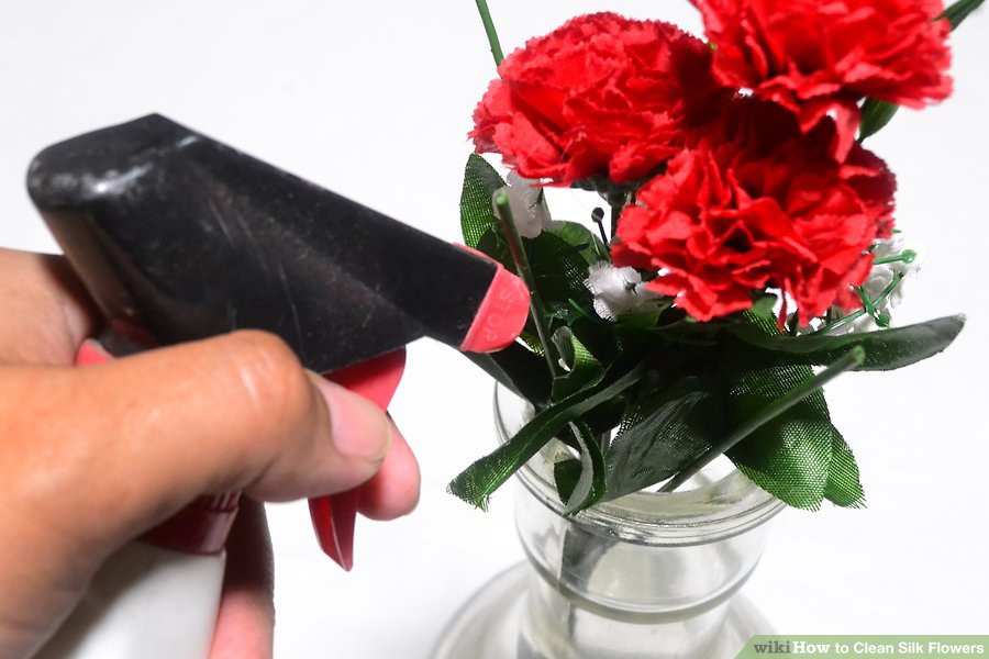Làm ngay cách này để hoa giả, cây giả vừa sạch vừa đẹp không khác gì đồ mới để đón Tết - Ảnh 2.