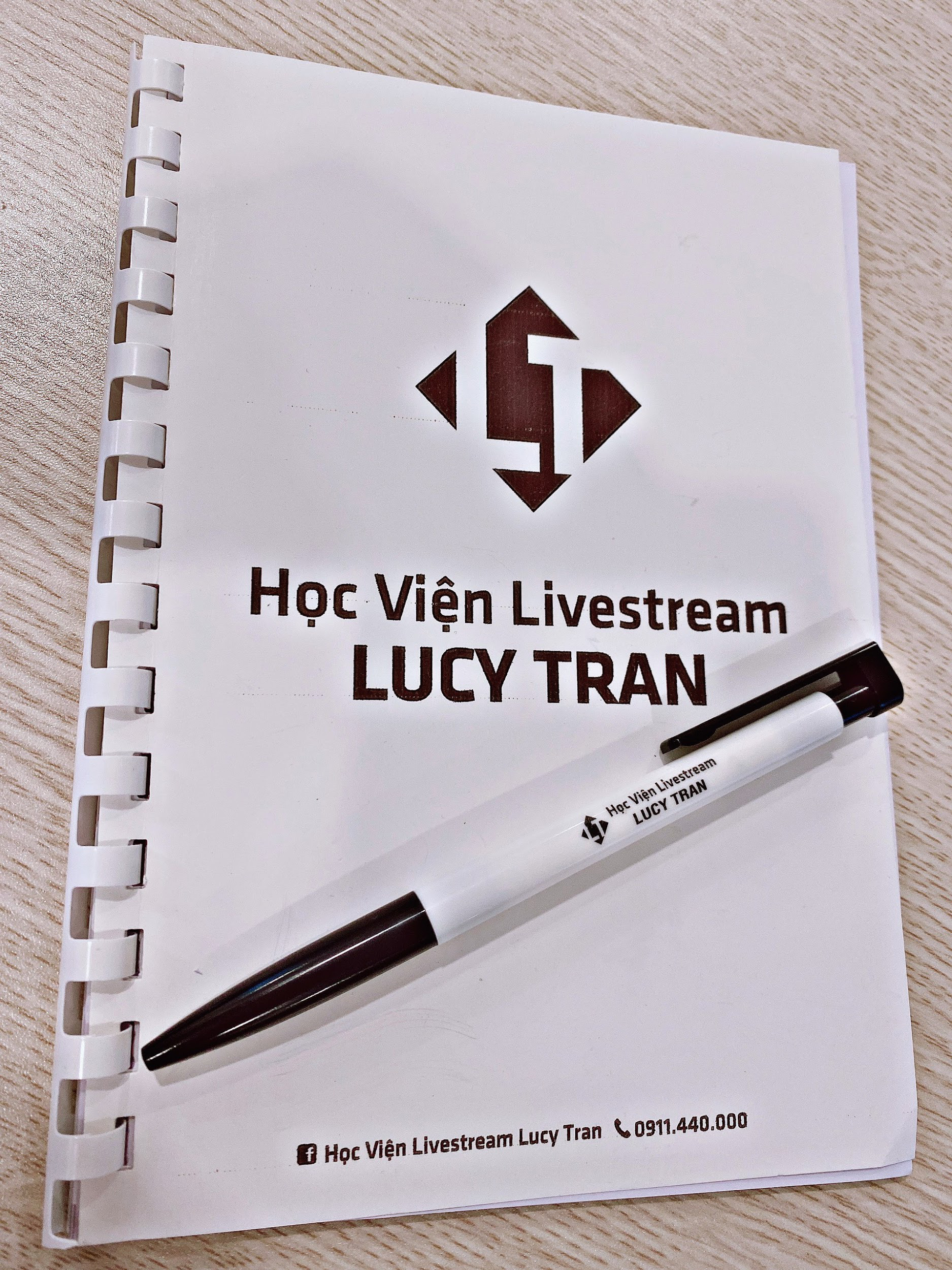 Trần Thiện Vi bàn về live-stream thực chiến trong thời kỳ kinh doanh online nở rộ - Ảnh 3.