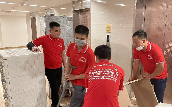 Chở hàng, chuyển nhà trọn gói bằng taxi tải Thành Hưng 5 tạ có những ưu điểm gì?