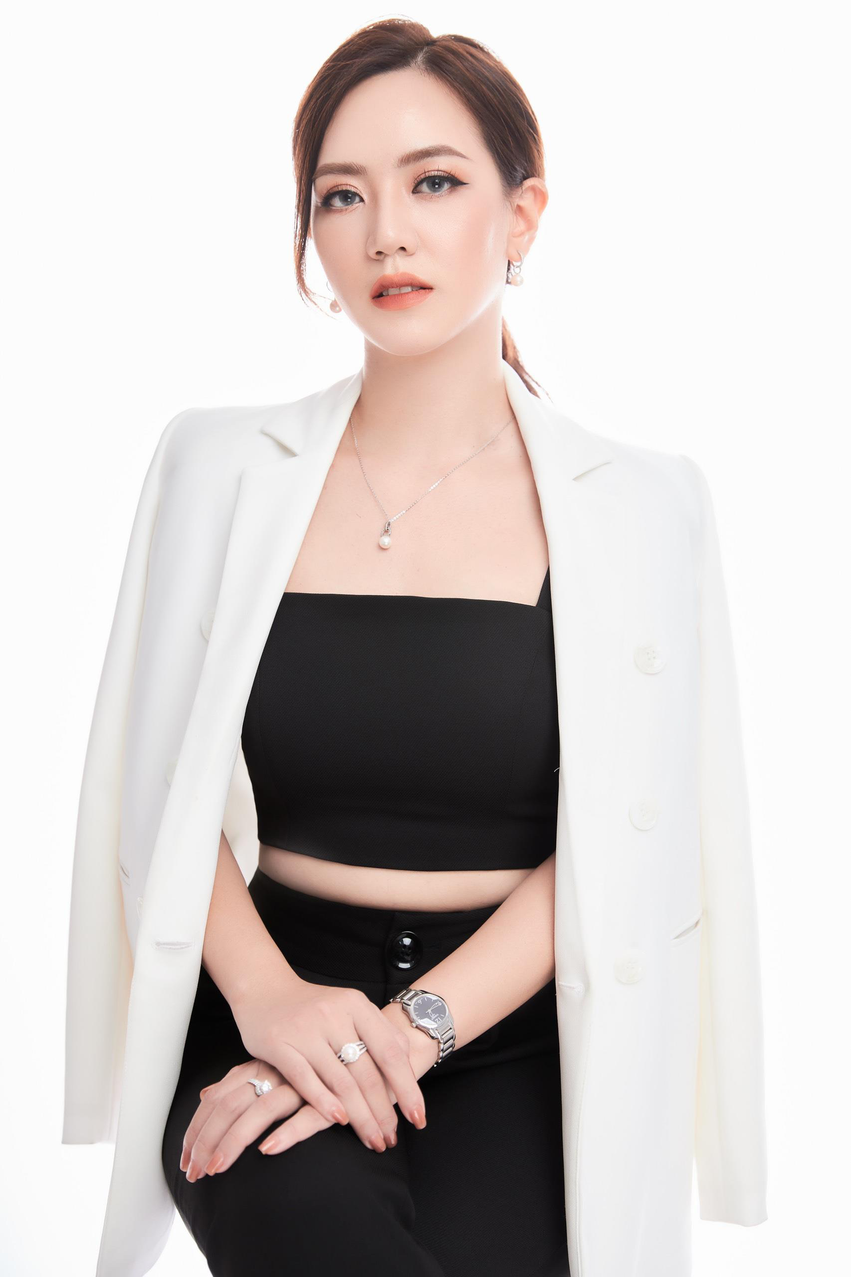 Hoàng Oanh – Từ cô sinh viên dám vượt định kiến đến “master” trẻ tuổi trong ngành phun xăm thẩm mỹ - Ảnh 5.