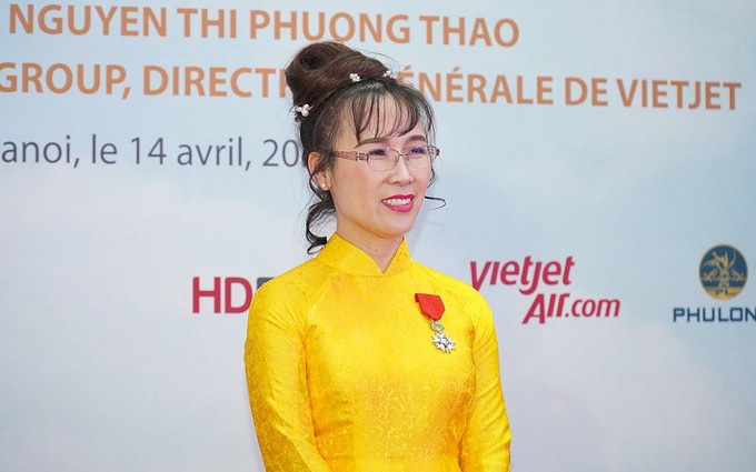 Tỷ phú Nguyễn Thị Phương Thảo - CEO Vietjet nhận Huân chương Bắc đẩu bội tinh của Pháp