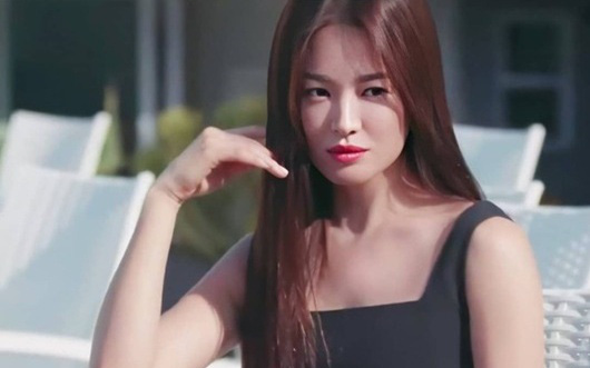 Song Hye Kyo qua lời kể của một diễn viên gạo cội: Nhan sắc cực xinh, thấy trên phim phải chụp màn hình để ngắm