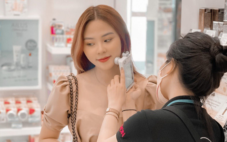 Mua mỹ phẩm xịn xò sale mạnh, ghé ngay cửa hàng Glam Beautique mới ở AEON Long Biên