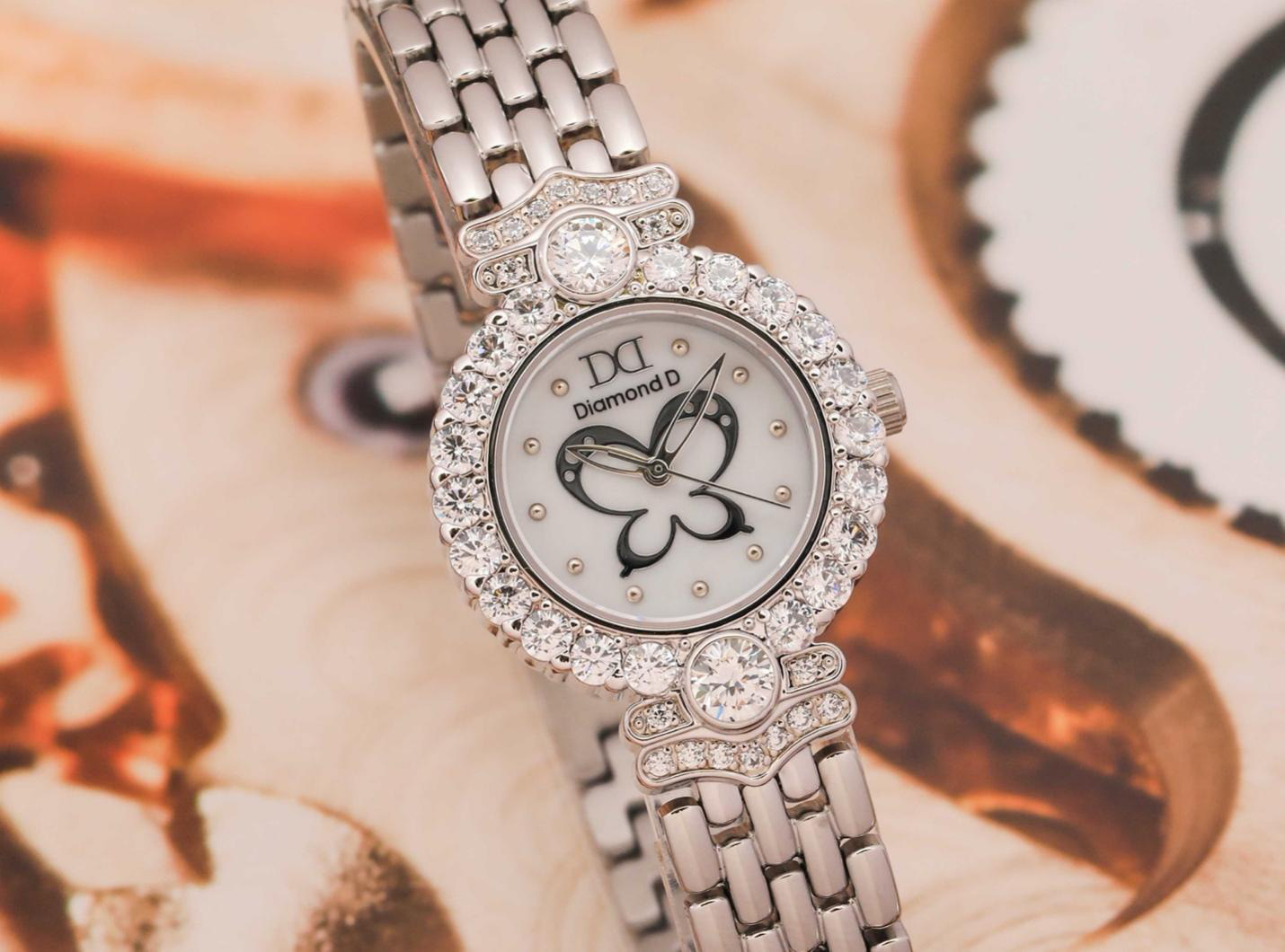 Không thể bỏ lỡ: Big sale giảm đến 40% đồng hồ chính hãng nhân dịp sinh nhật Đăng Quang Watch - Ảnh 2.