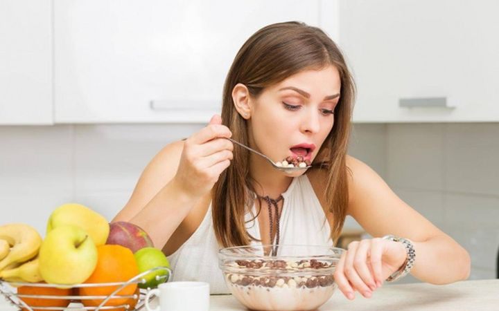 Những người có &quot;3 nhanh 2 nhỏ&quot; trên cơ thể cảnh báo tuổi thọ đang bị rút ngắn