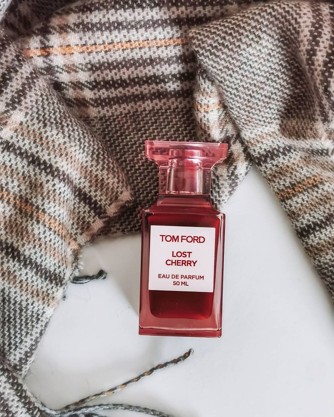 Chai "nước hoa nhà giàu" mà Linh Ngọc Đàm mê mẩn có gì hay ho mà chị em nào cũng nên sắm ngay - Ảnh 3.