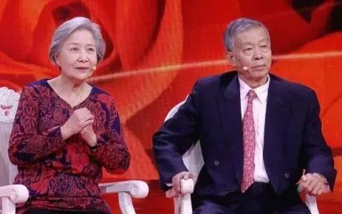 Từng cắt dạ dày, bị lao phổi, vợ chồng bác sĩ sống khỏe tới 80 tuổi nhờ 2 thứ này
