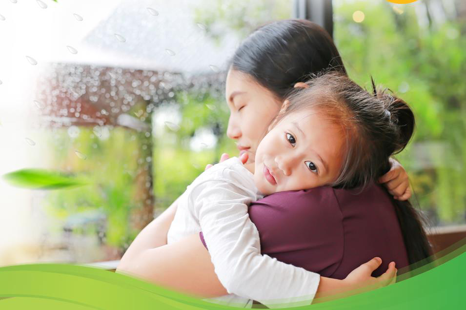 Mách mẹ cách bảo vệ sức khỏe hệ hô hấp của trẻ trong mùa dịch - Ảnh 1.