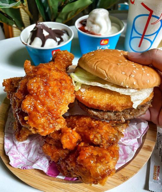 Lotteria đón chào Ngày gia đình Việt Nam 28/06 với combo hấp dẫn cho cả nhà - Ảnh 1.