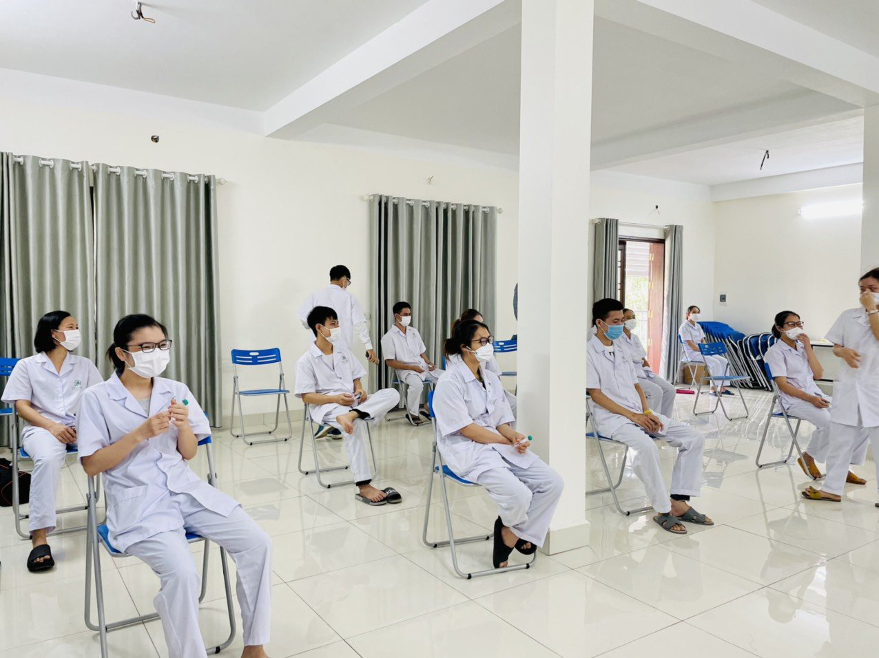 Mỹ phẩm Cỏ Mềm ủng hộ hơn 200 triệu đồng vào Quỹ vaccine phòng COVID-19, mua vaccine cho CBNV - Ảnh 2.