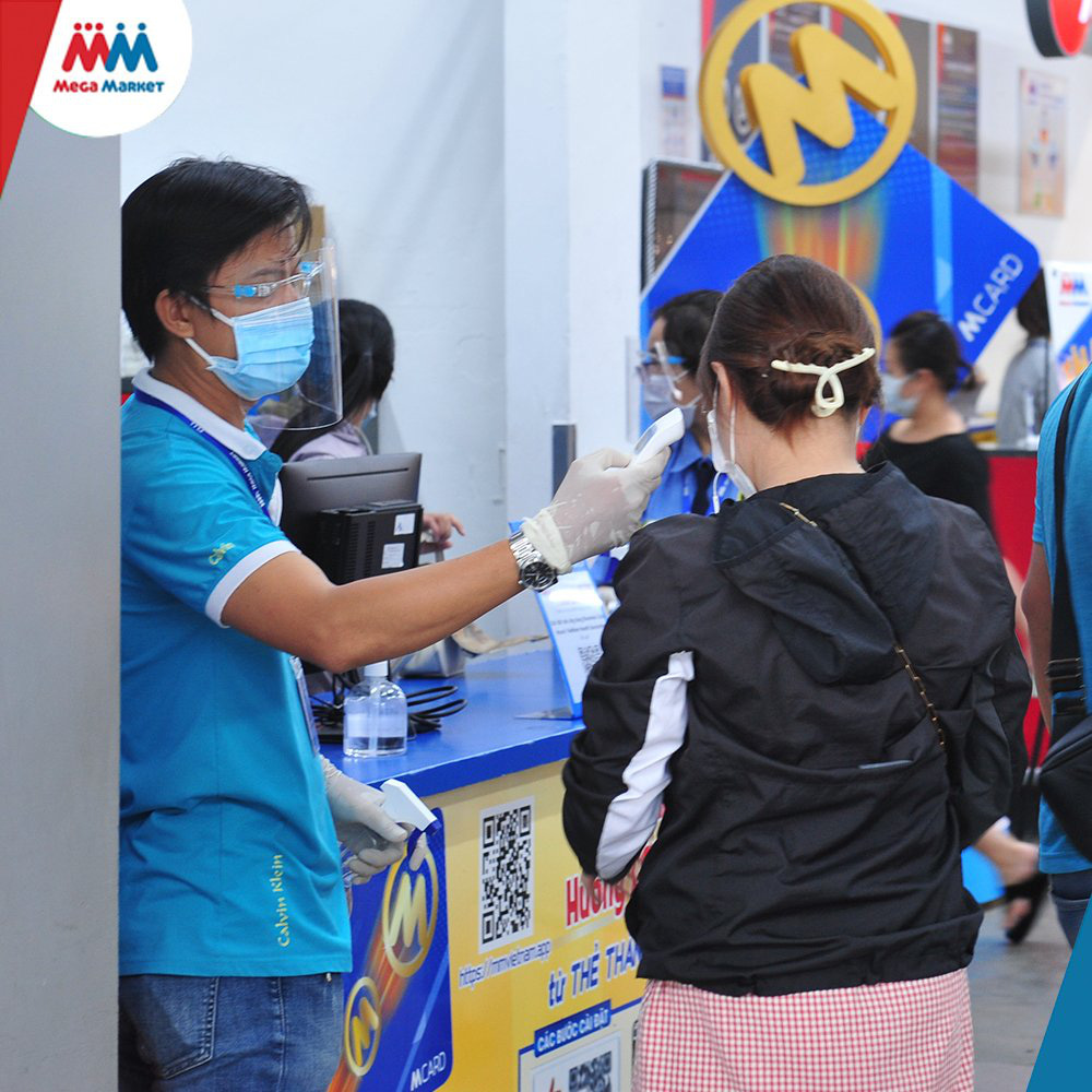 Mua Vải thiều Bắc Giang với giá bán không lợi nhuận tại MM Mega Market - Ảnh 3.