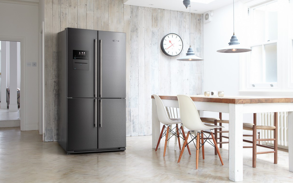 Đi 1 vòng các gian hàng điện máy thấy khá nhiều mẫu tủ lạnh 4 cánh giá rẻ, từ 15 triệu là mua được liền