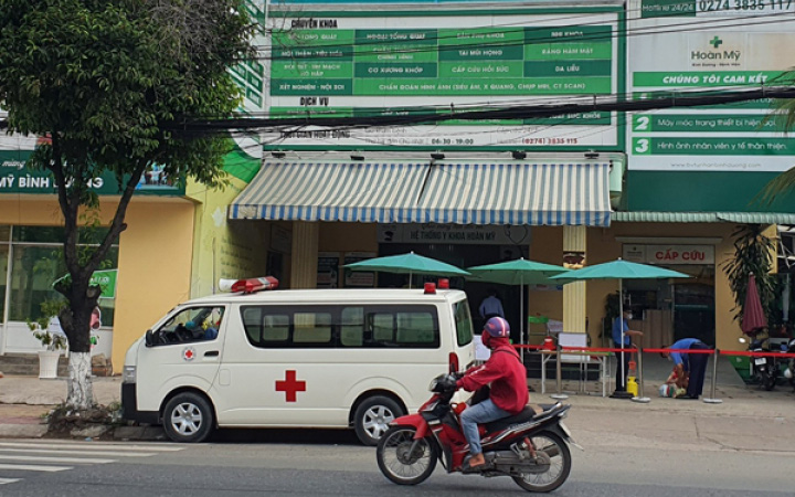 Bệnh viện ở Bình Dương tạm ngưng nhận bệnh nhân, xét nghiệm toàn bộ nhân viên vì ca dương tính SARS-CoV-2 đến khám